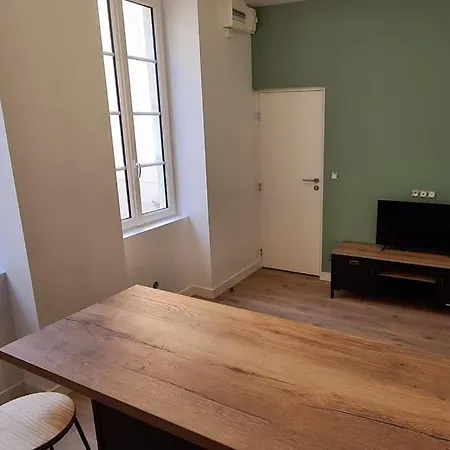 Apartment Neuf Au Coeur De La Rochelle *